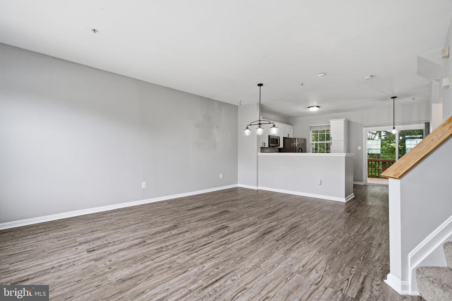 6821 Sanctuary Ct Property Photo 3