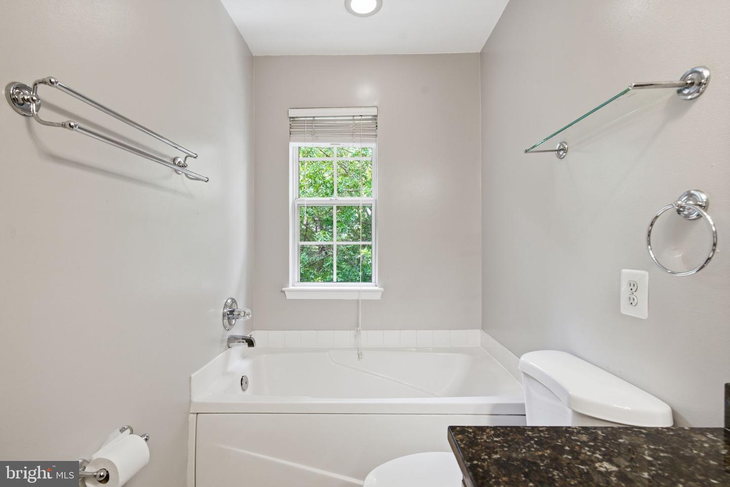 6821 Sanctuary Ct Property Photo 24
