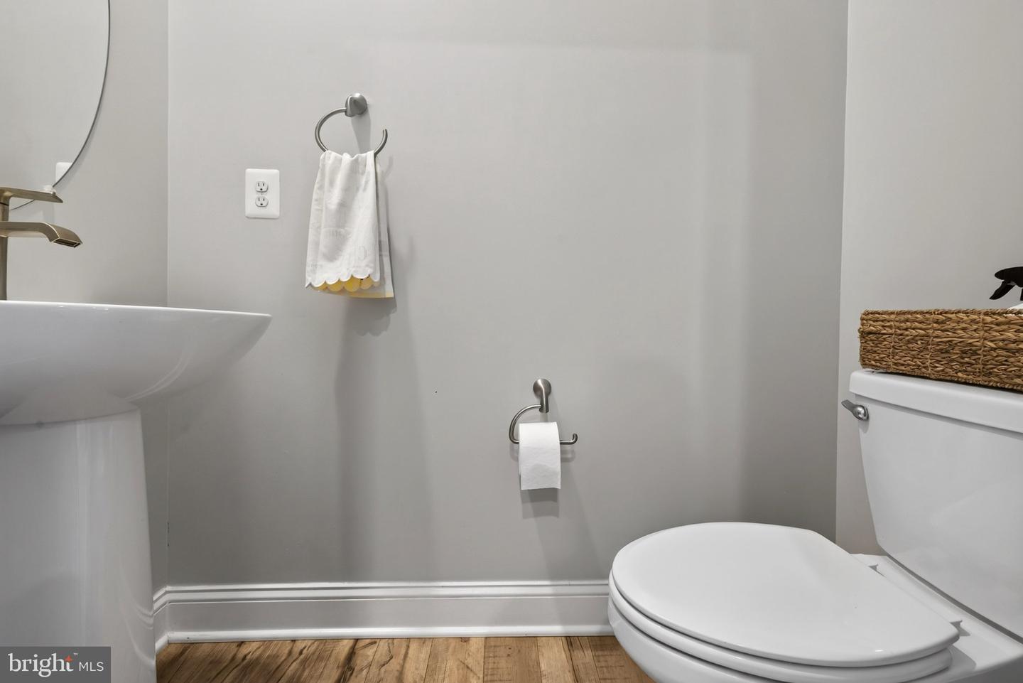 7564 Warburg Way Property Photo 23