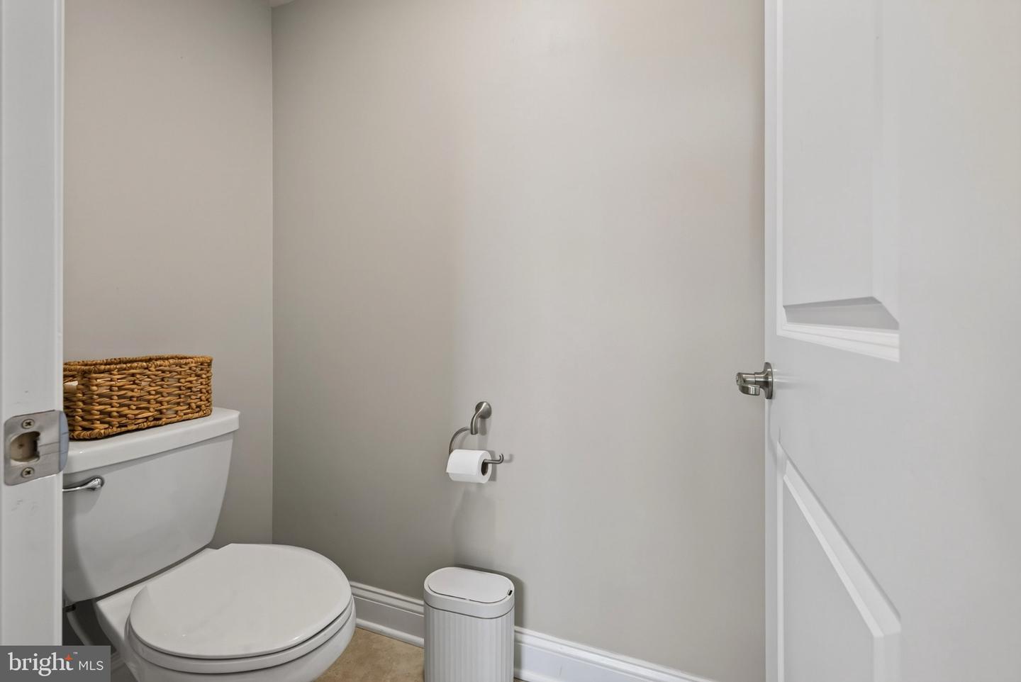 7564 Warburg Way Property Photo 31