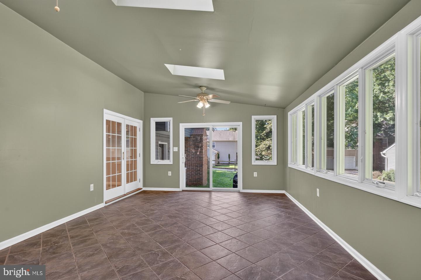 10914 Shadow Ln Property Photo 16
