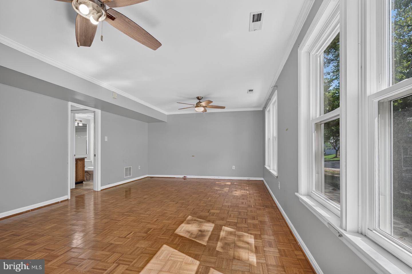 10914 Shadow Ln Property Photo 23