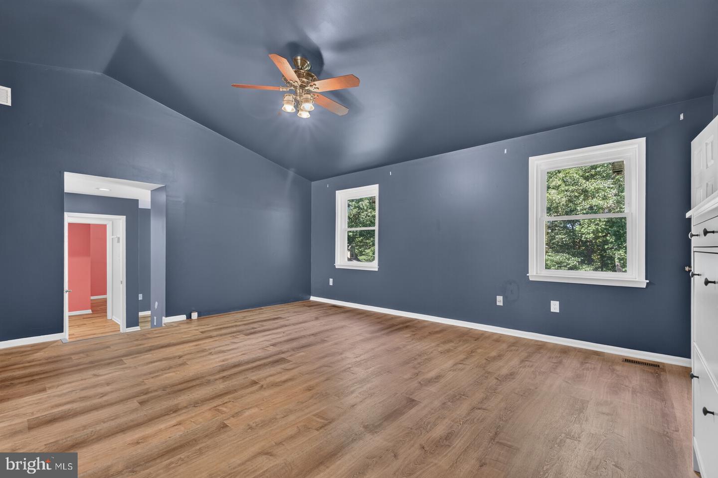 10914 Shadow Ln Property Photo 28