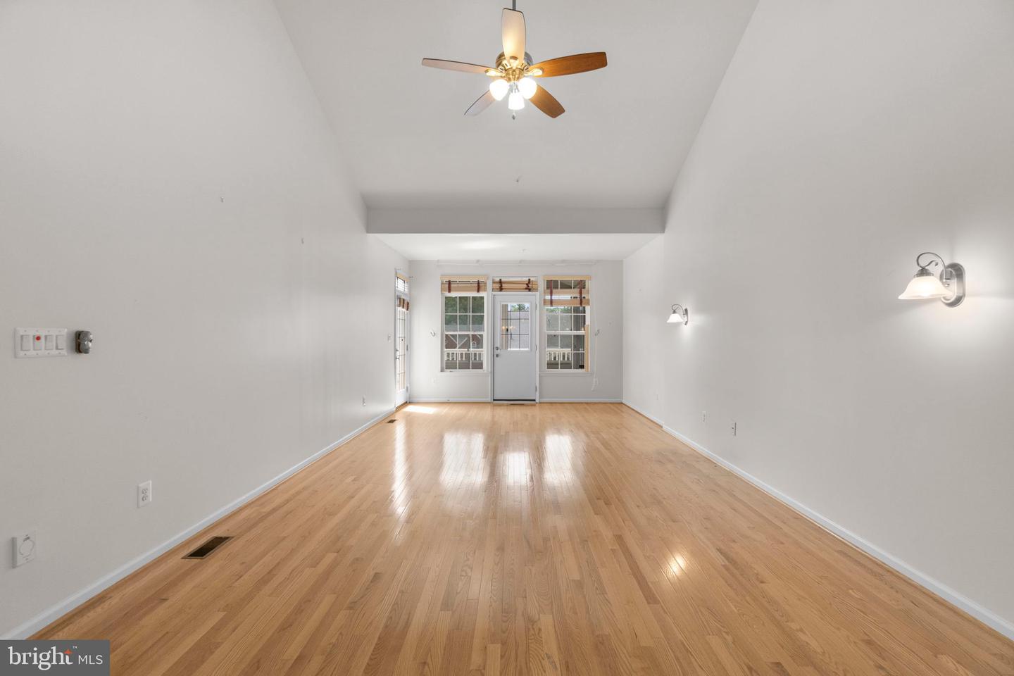 2420 Walking Janelle Way Property Photo 4