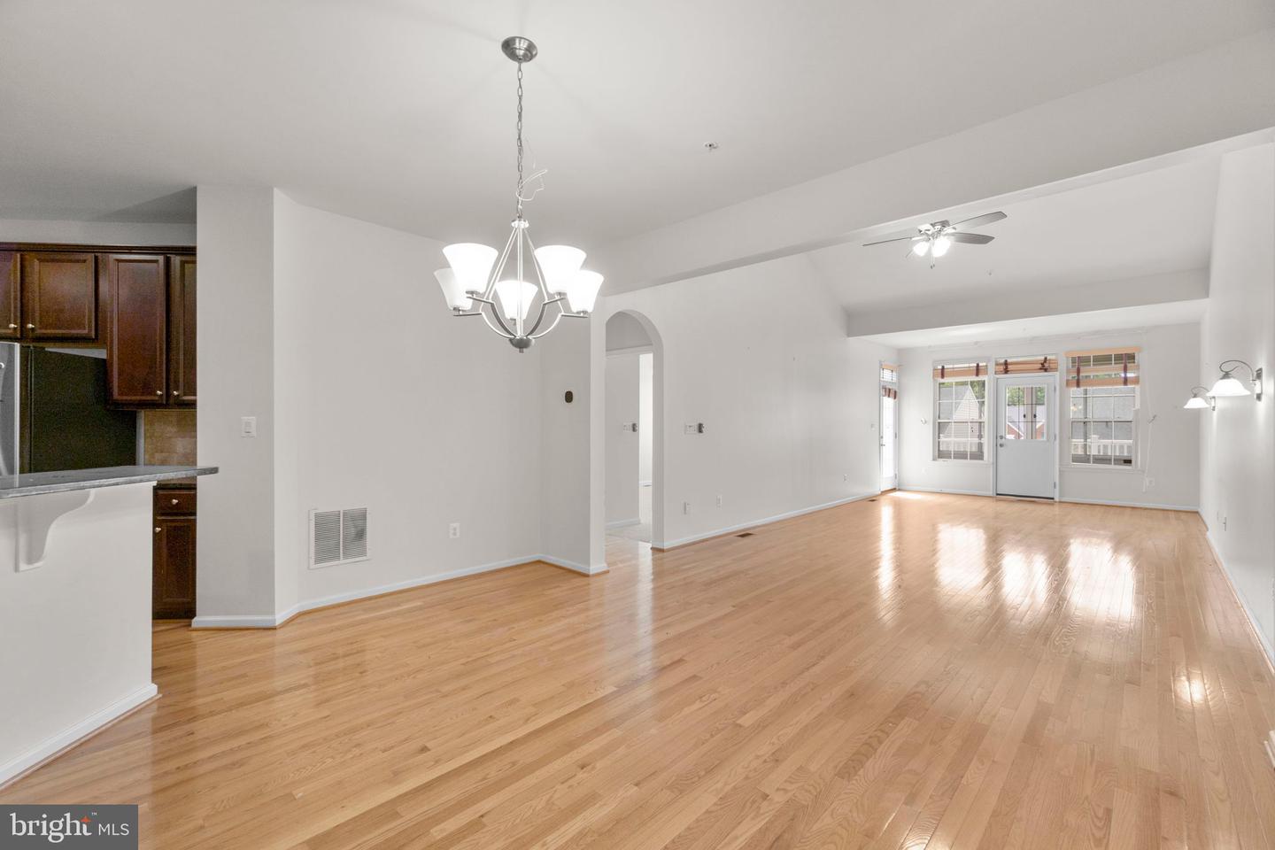 2420 Walking Janelle Way Property Photo 10
