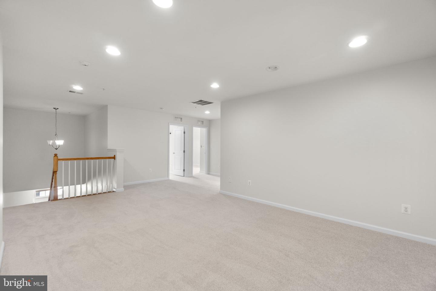 2420 Walking Janelle Way Property Photo 27