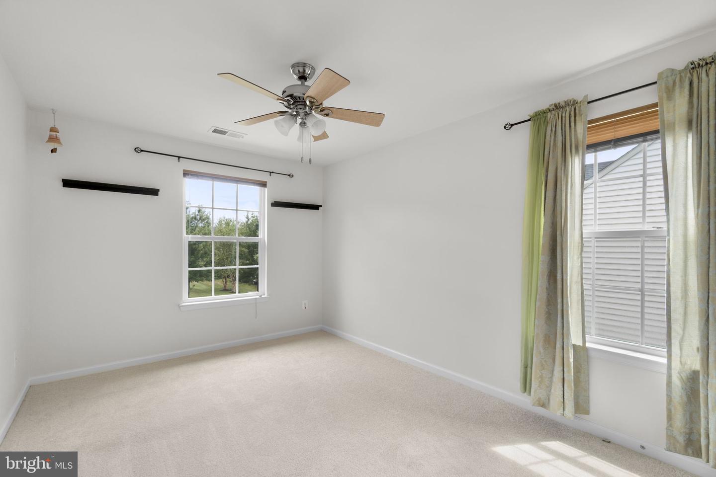 2420 Walking Janelle Way Property Photo 36