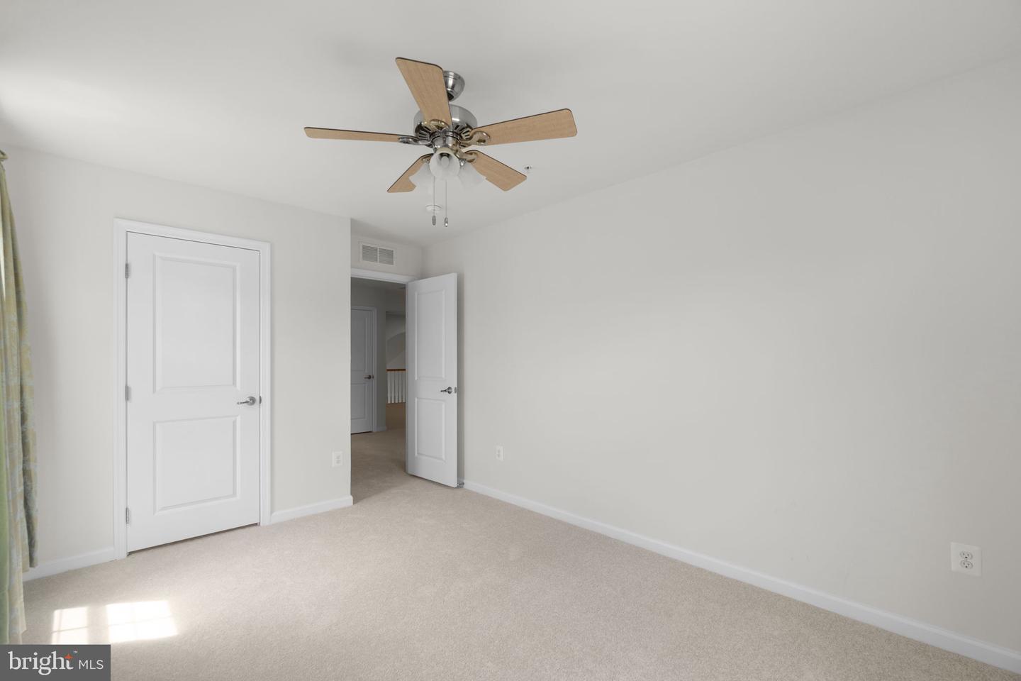 2420 Walking Janelle Way Property Photo 40