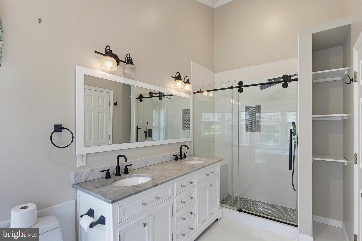 6505 Autumn Wind Cir Property Photo 42