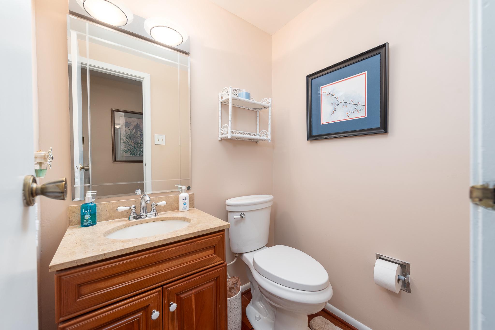 7026 Deepage Dr Property Photo 3