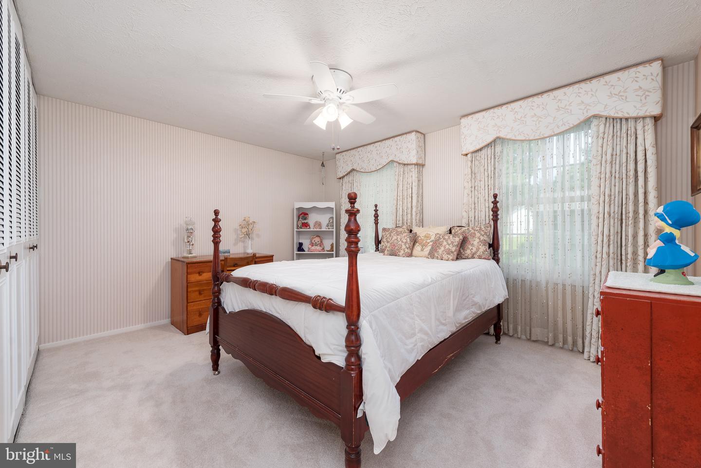 7026 Deepage Dr Property Photo 21