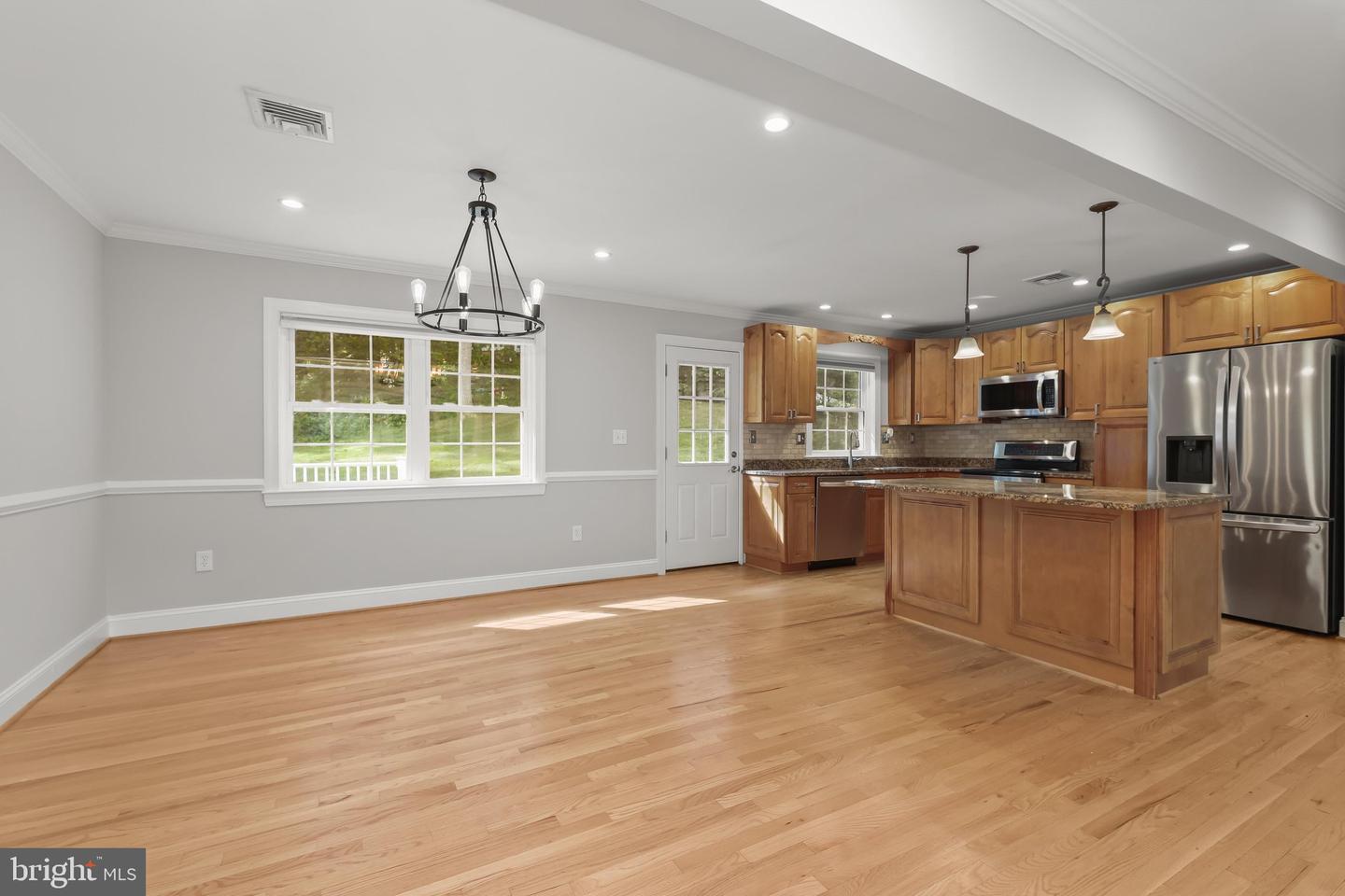 8533 High Ridge Rd Property Photo 13