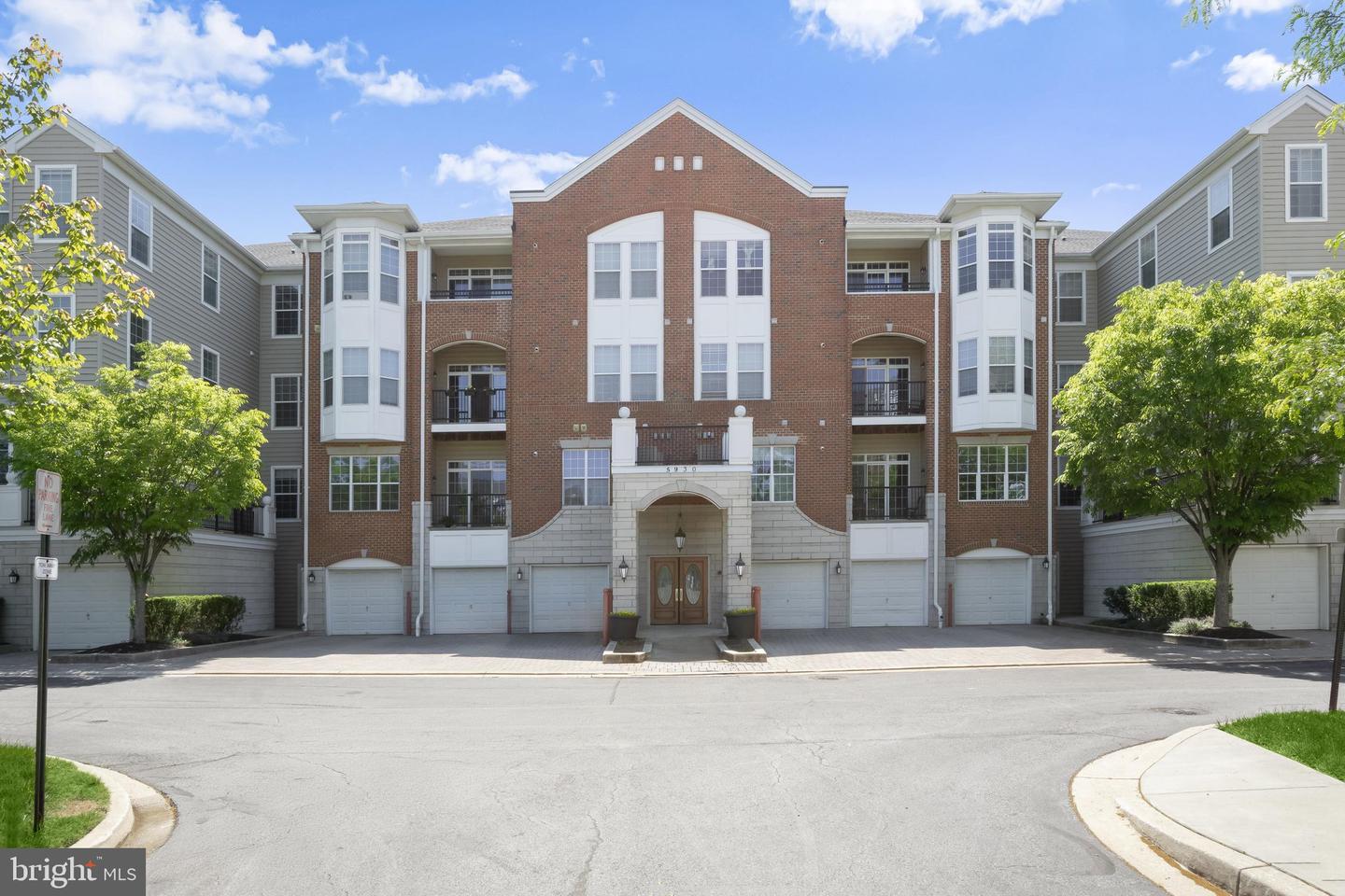 5930 Great Star Dr #303 Property Photo 1