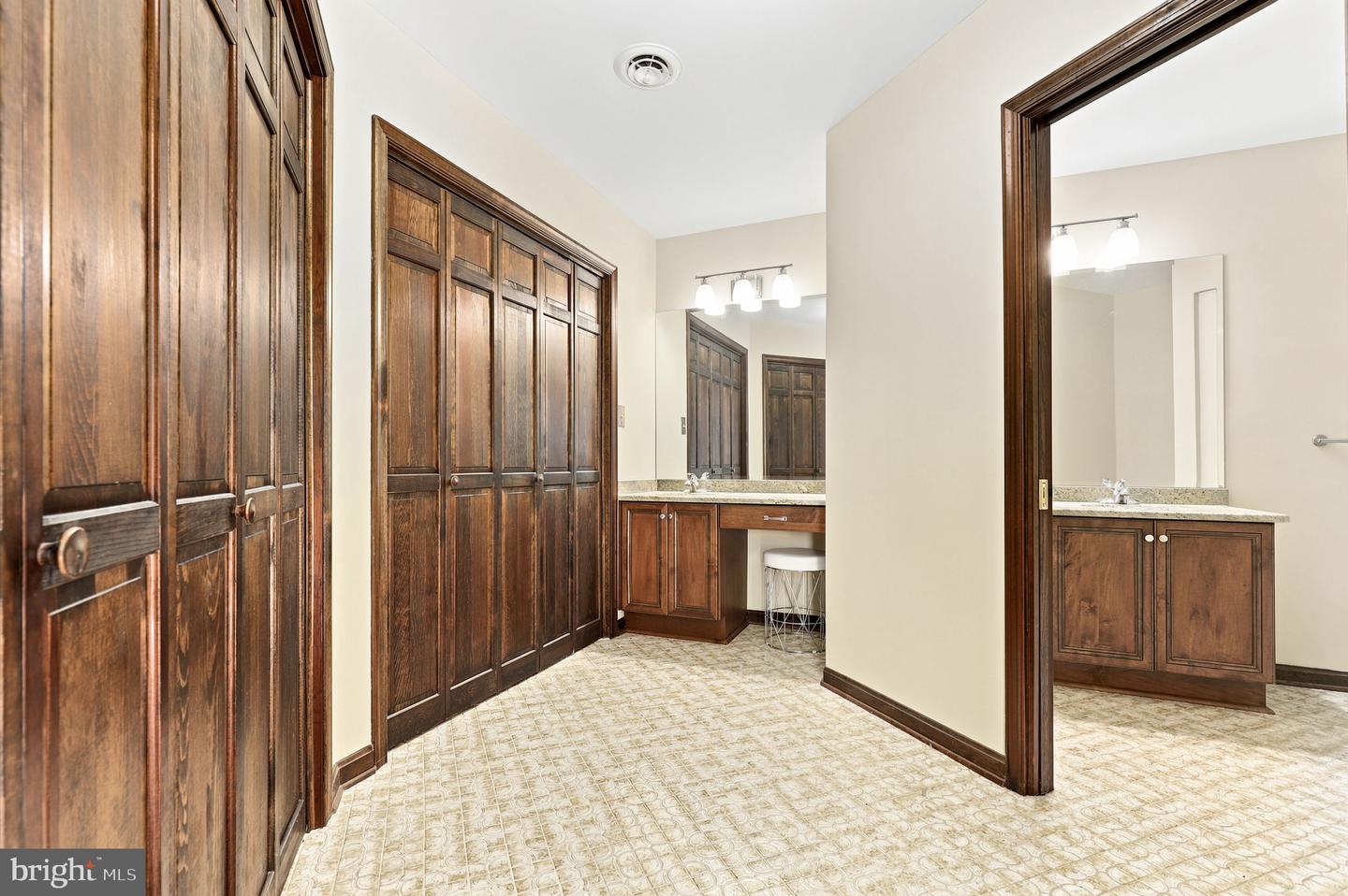 4112 Heritage Hill Ln Property Photo 47