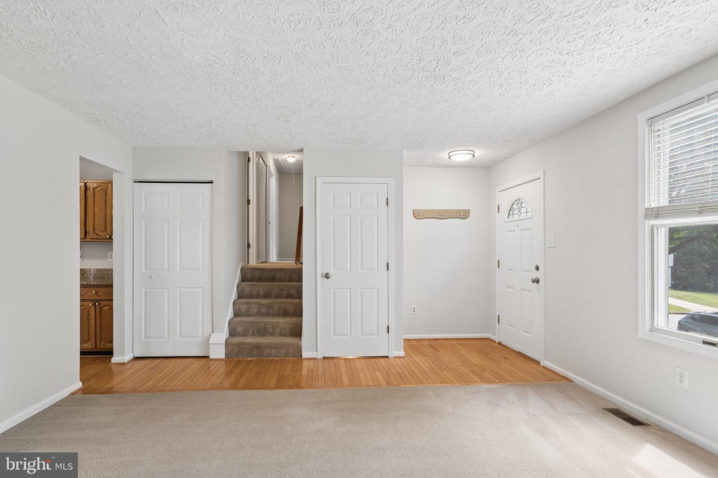 7876 Red Jacket Way Property Photo 9