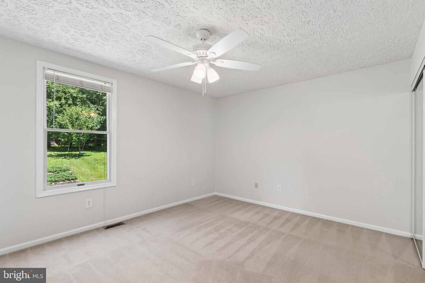 7876 Red Jacket Way Property Photo 18