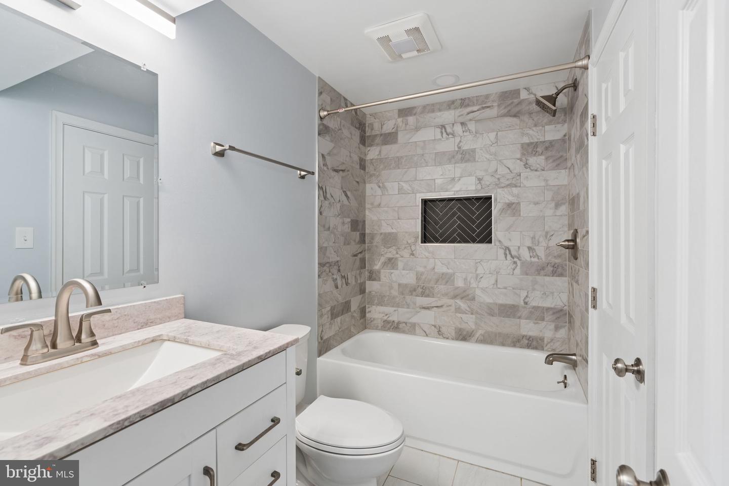 7876 Red Jacket Way Property Photo 30