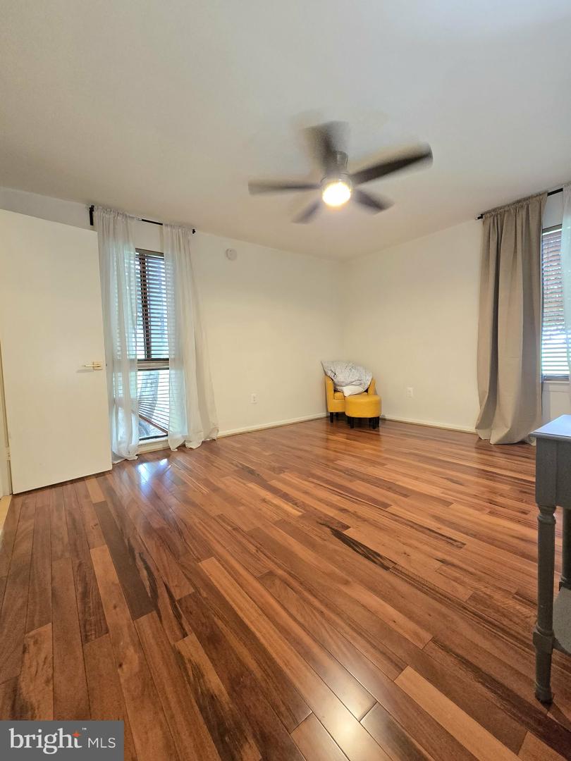 9645 Whiteacre Rd #a-2 Property Photo 12