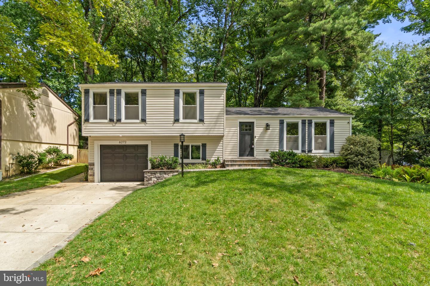 6272 Cobbler Ct Property Photo 1