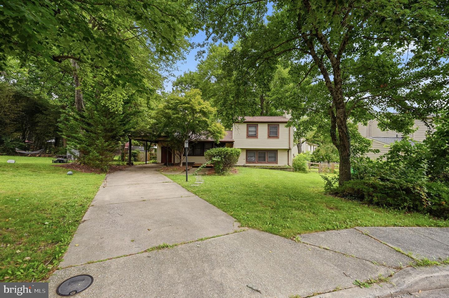 6251 Parallel Ln Property Photo 3