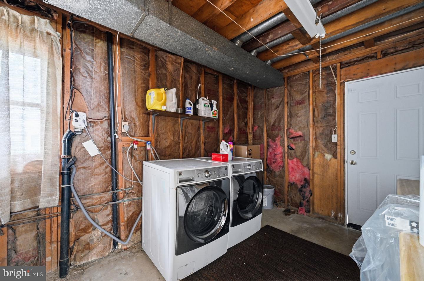 6251 Parallel Ln Property Photo 19