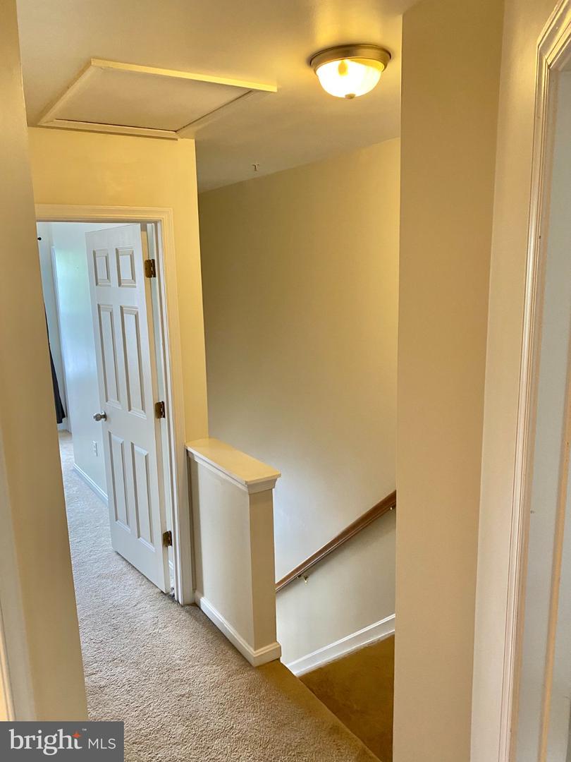 8825 Goose Landing Cir #8825 Property Photo 11