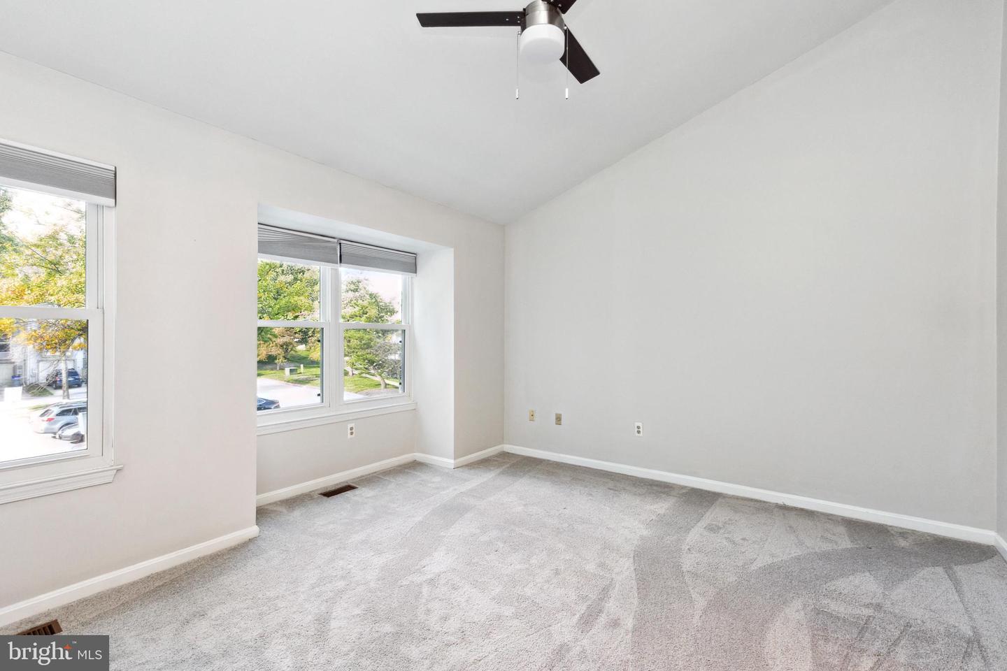 9525 Clocktower Ln Property Photo 9