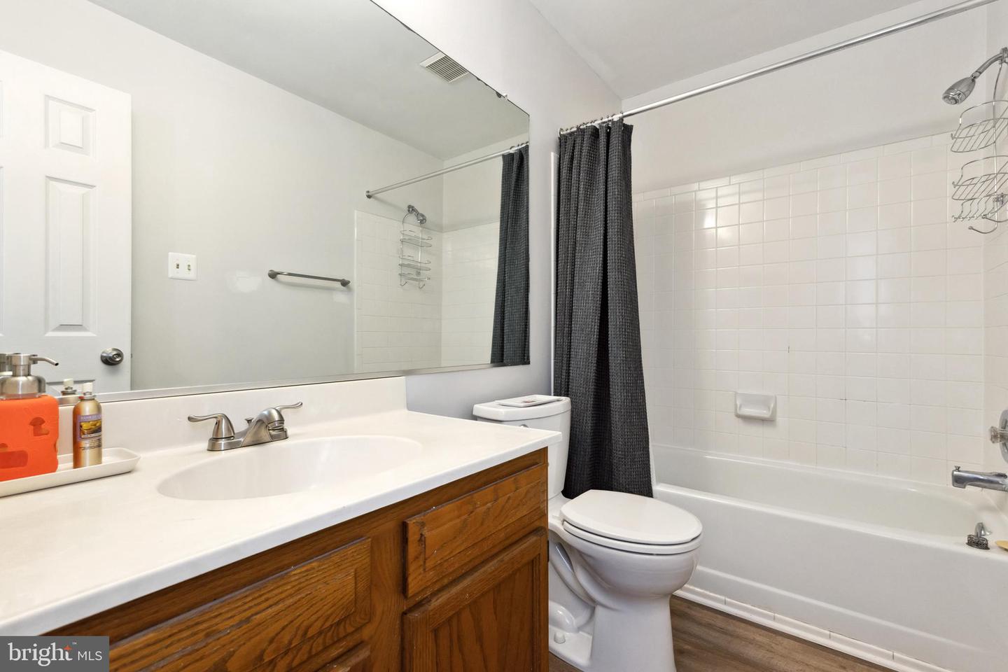 9525 Clocktower Ln Property Photo 13