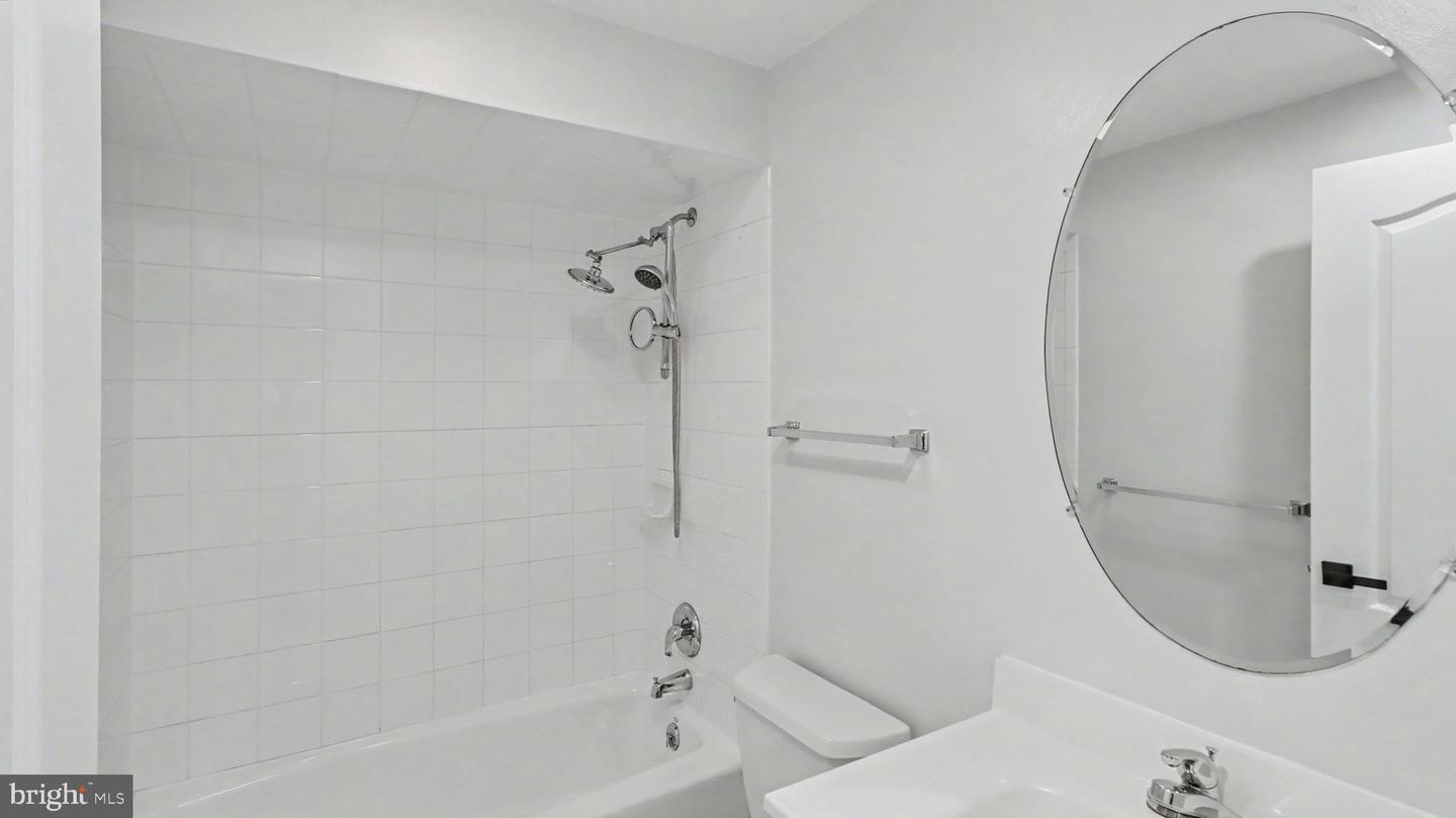 2228 Merion Pond W #54 Property Photo 44