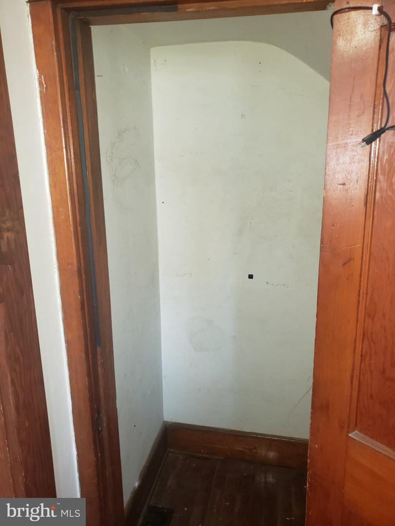 5841 Main St Se Property Photo 10
