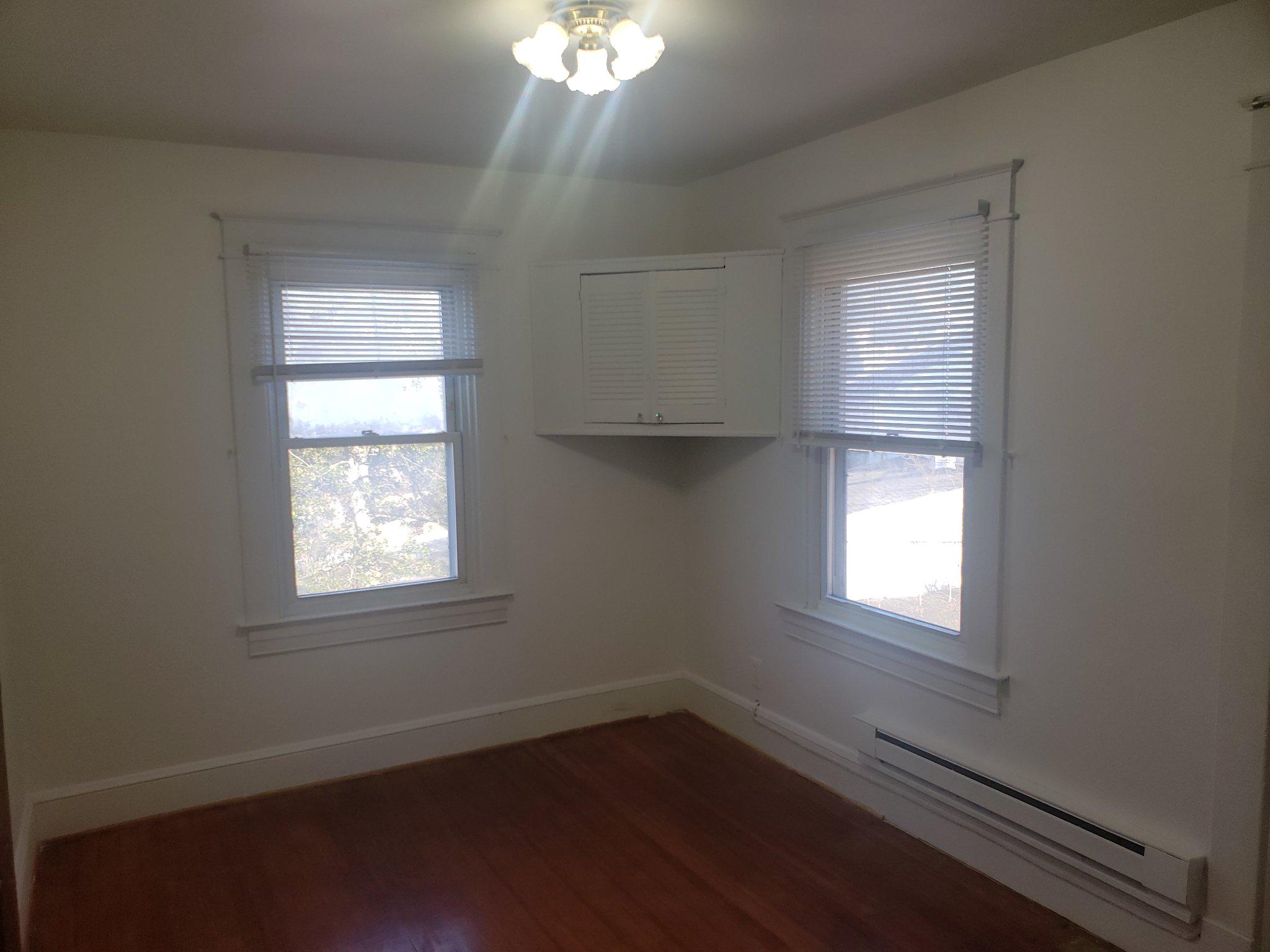 5841 Main St Se Property Photo 13