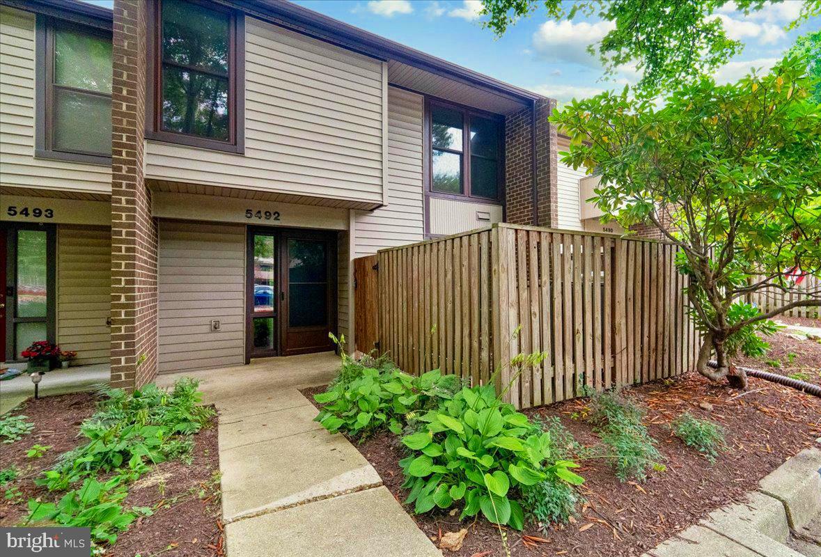 5492 Ring Dove Ln #d-6-12 Property Photo 1