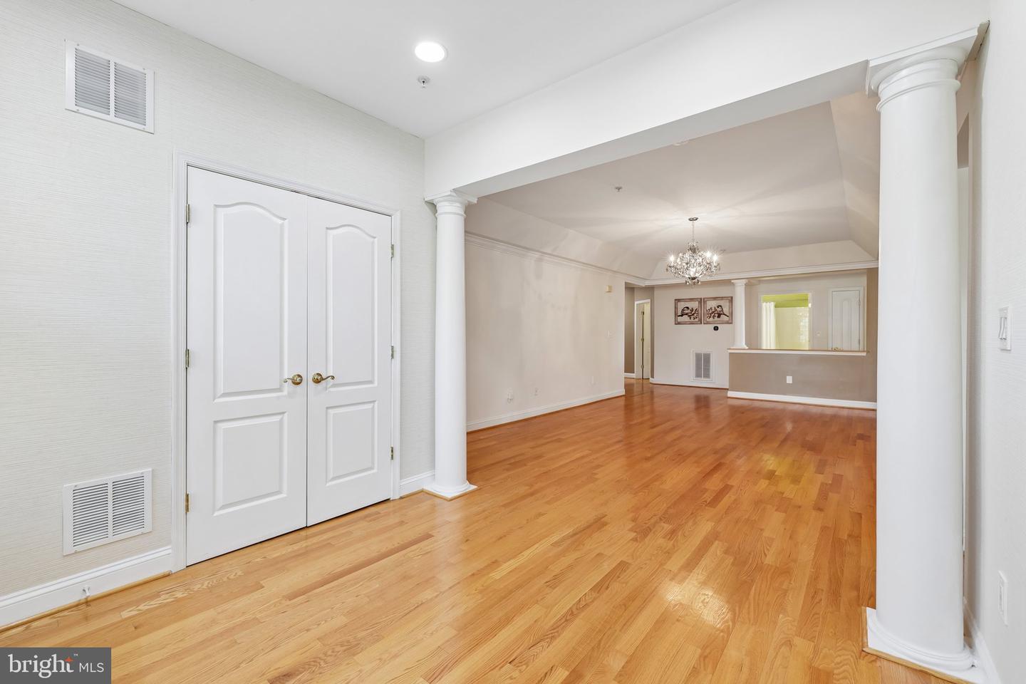 5910 Great Star Dr #406 Property Photo 18