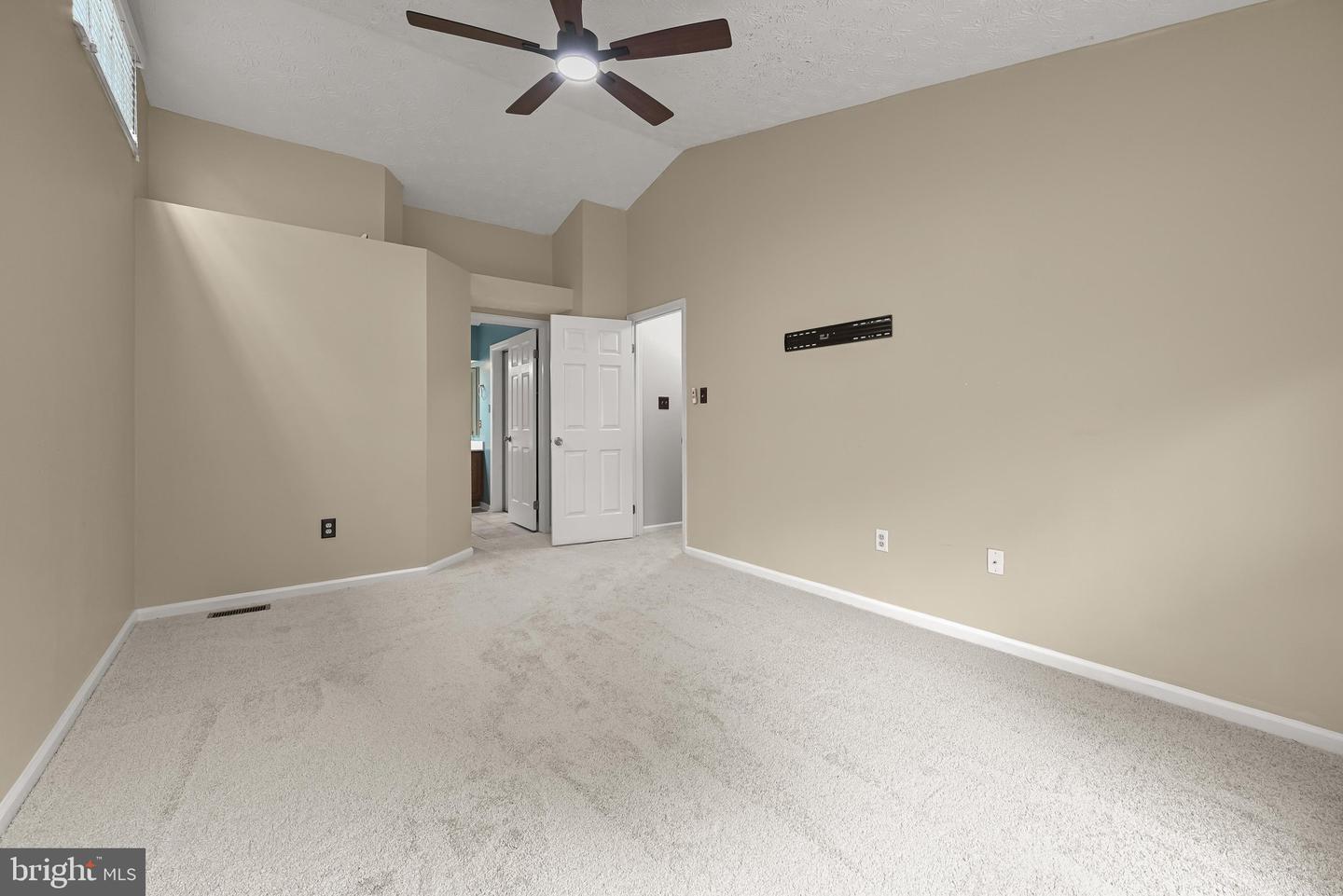 8209 Mossy Stone Ct Property Photo 19