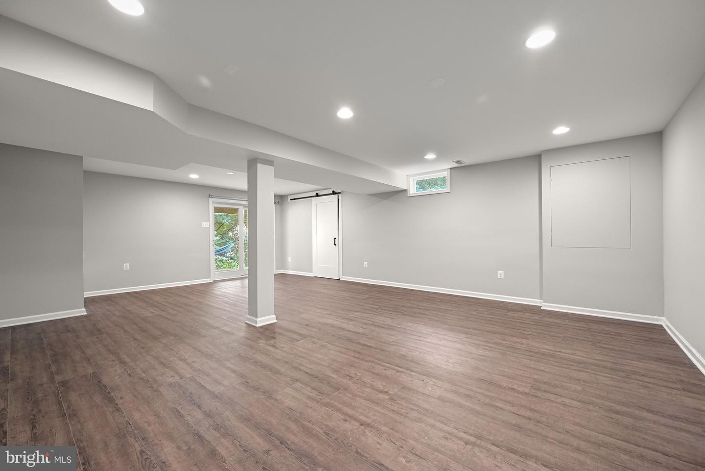8209 Mossy Stone Ct Property Photo 30