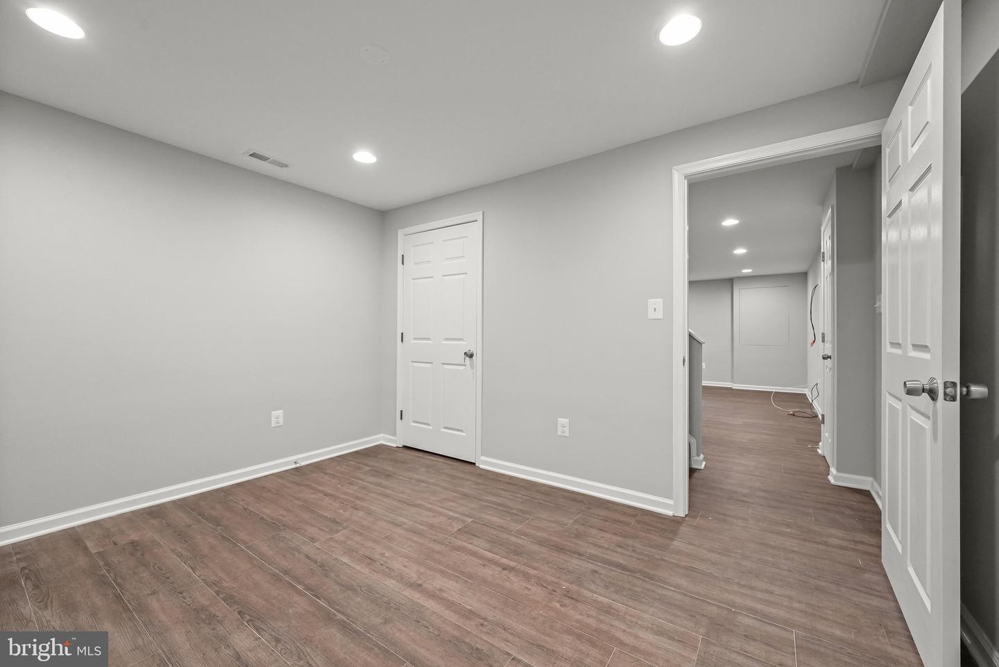 8209 Mossy Stone Ct Property Photo 37