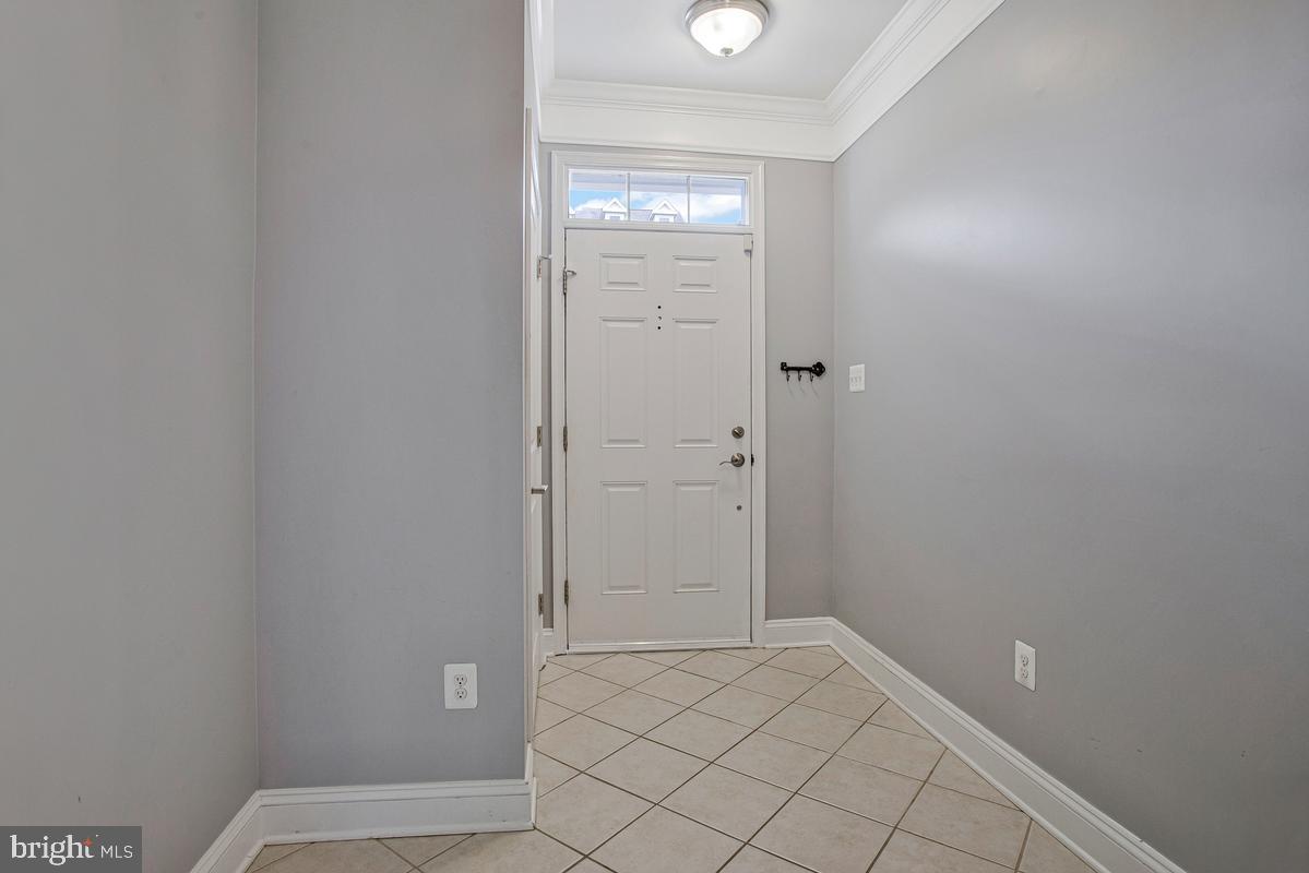 5922 Logans Way Property Photo 13