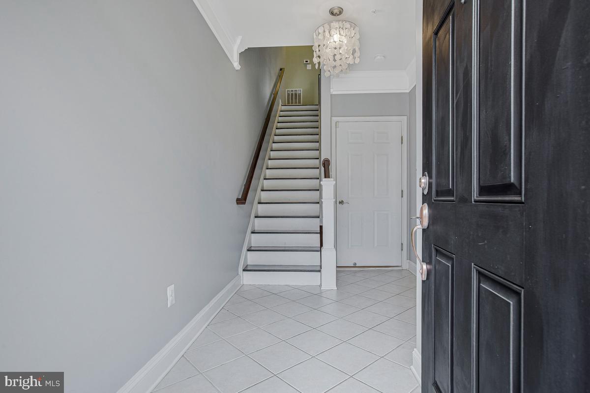 5922 Logans Way Property Photo 14