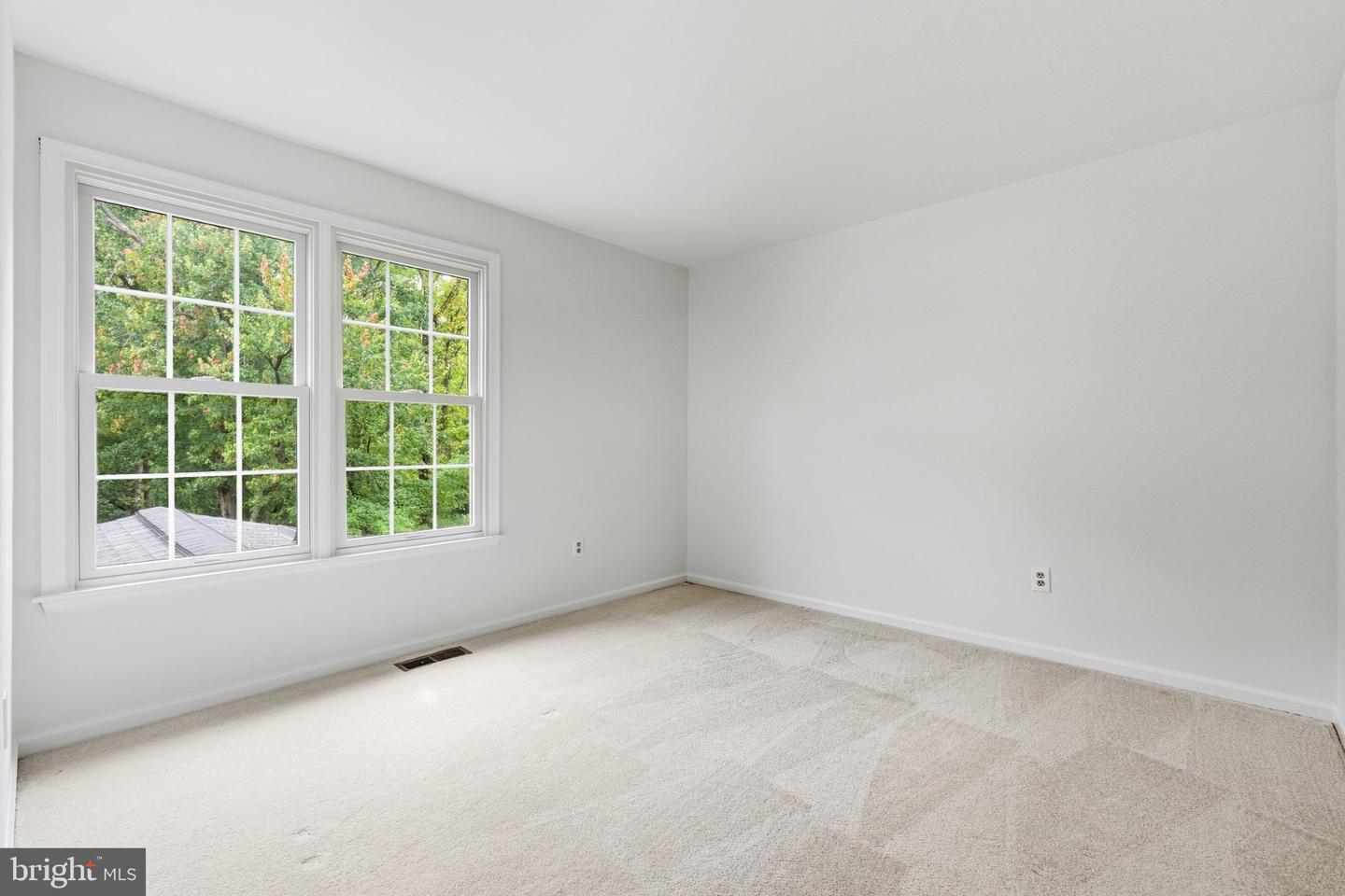 8825 Cardinal Forest Cir Property Photo 20