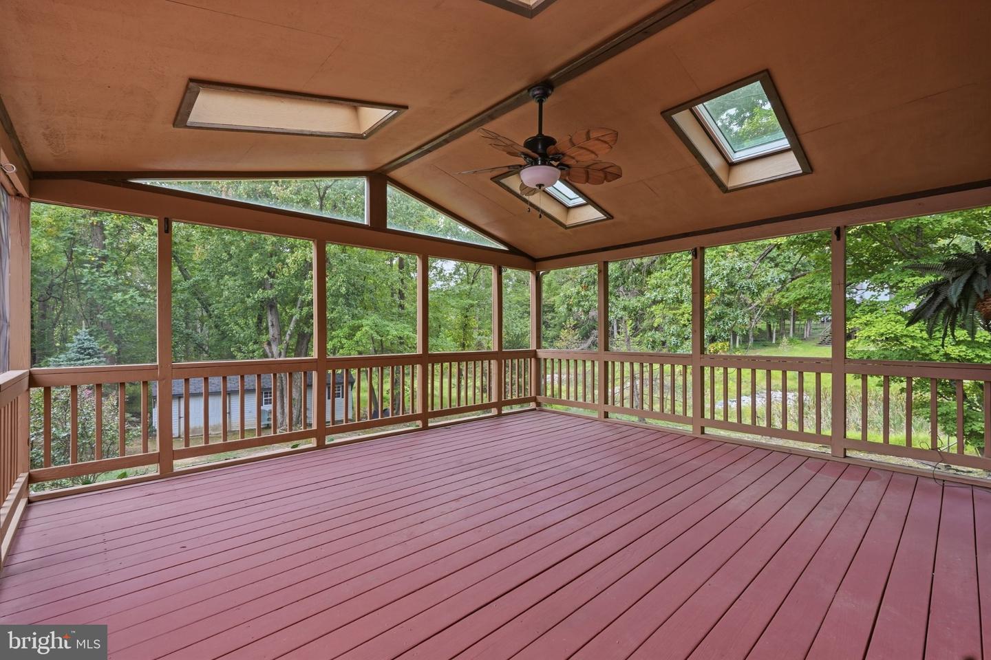 8825 Cardinal Forest Cir Property Photo 28