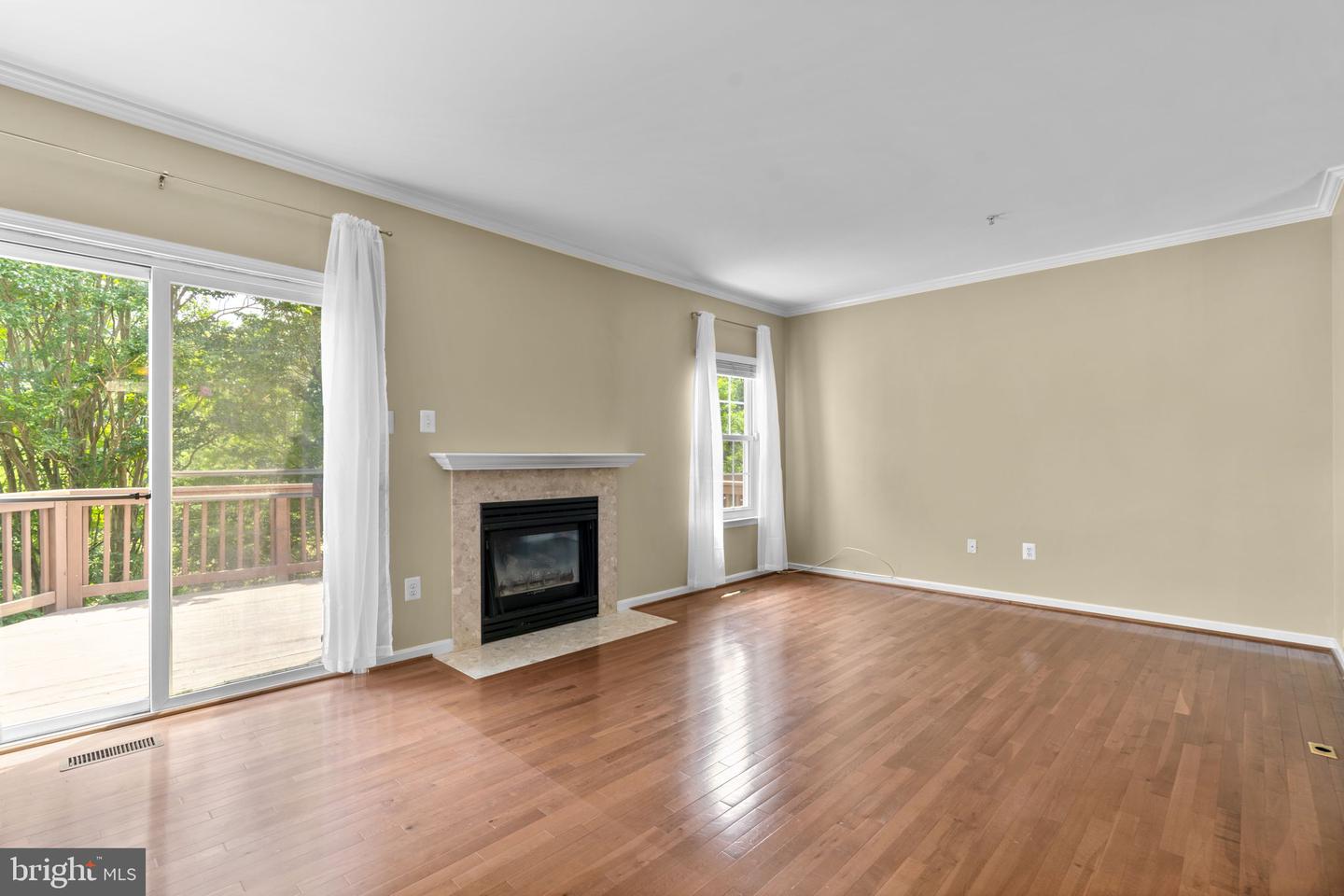 6337 Arbor Way Property Photo 3