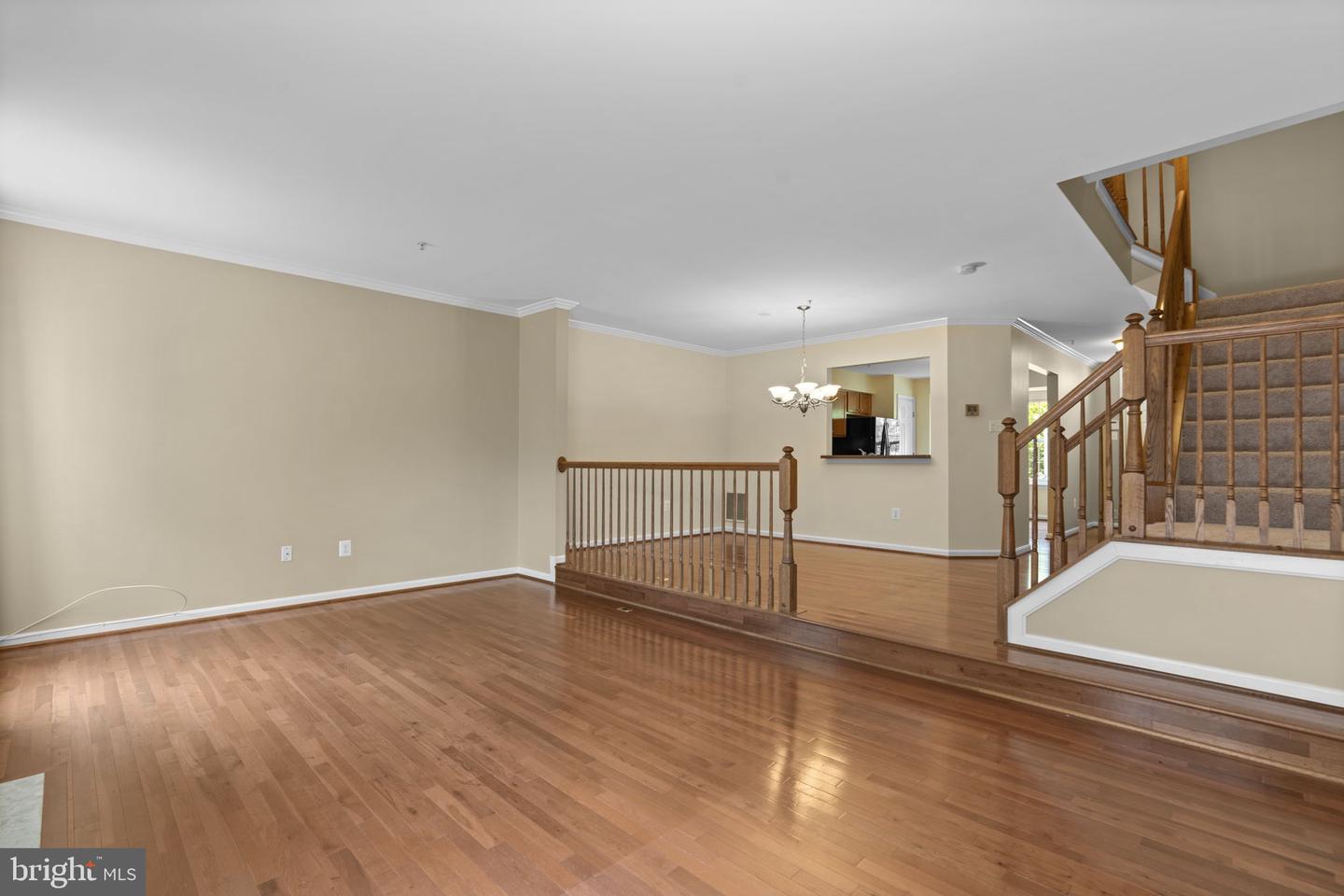 6337 Arbor Way Property Photo 6