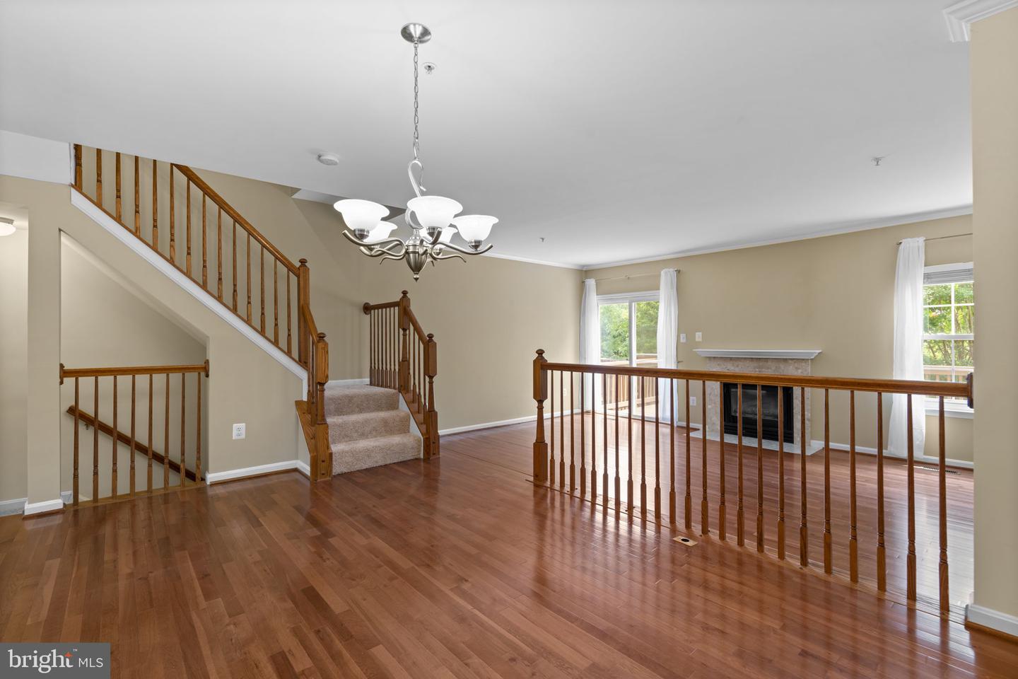 6337 Arbor Way Property Photo 8