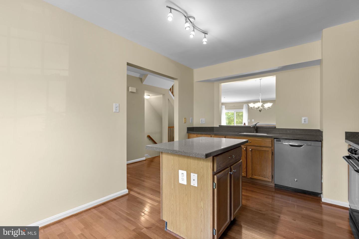 6337 Arbor Way Property Photo 13