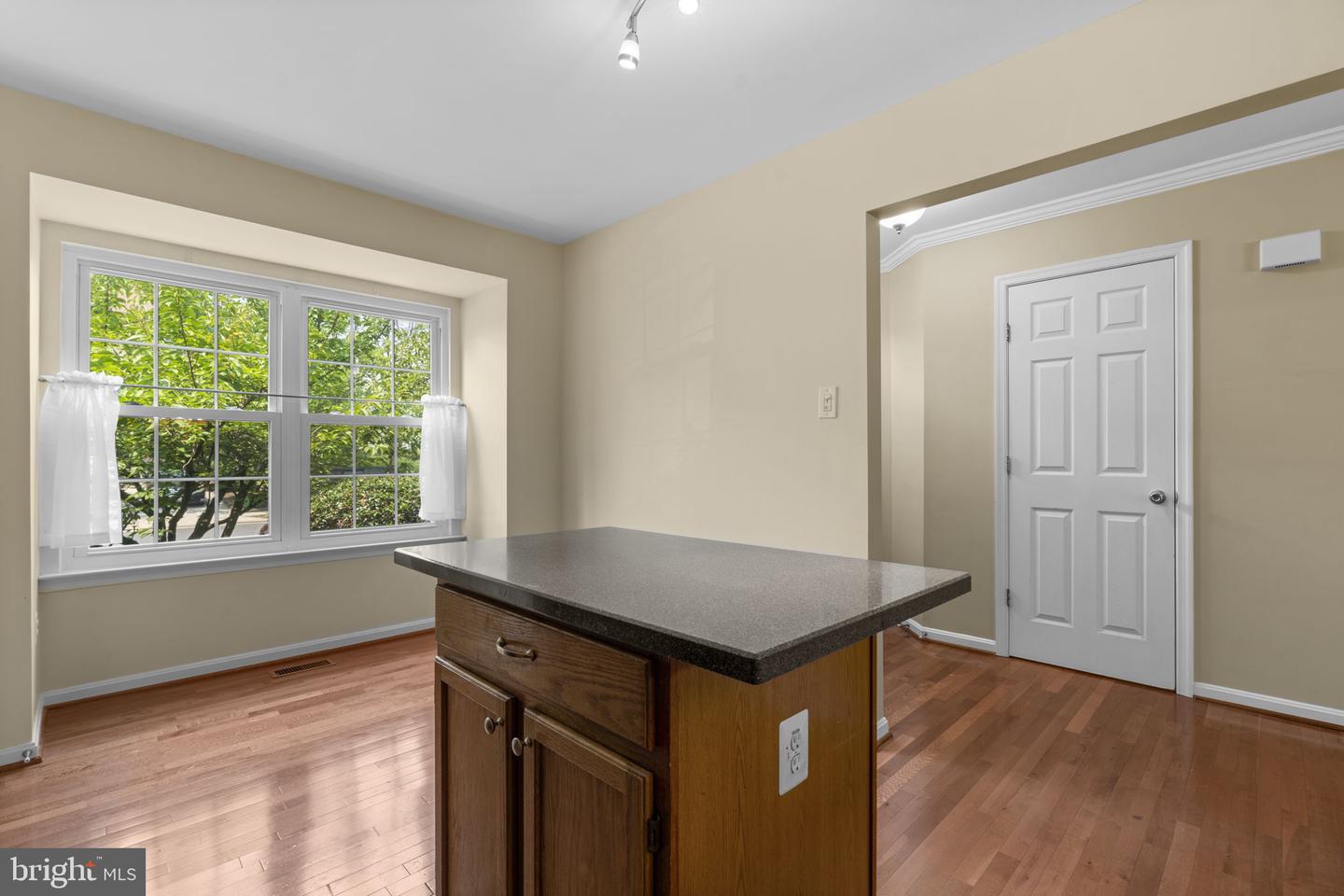 6337 Arbor Way Property Photo 14