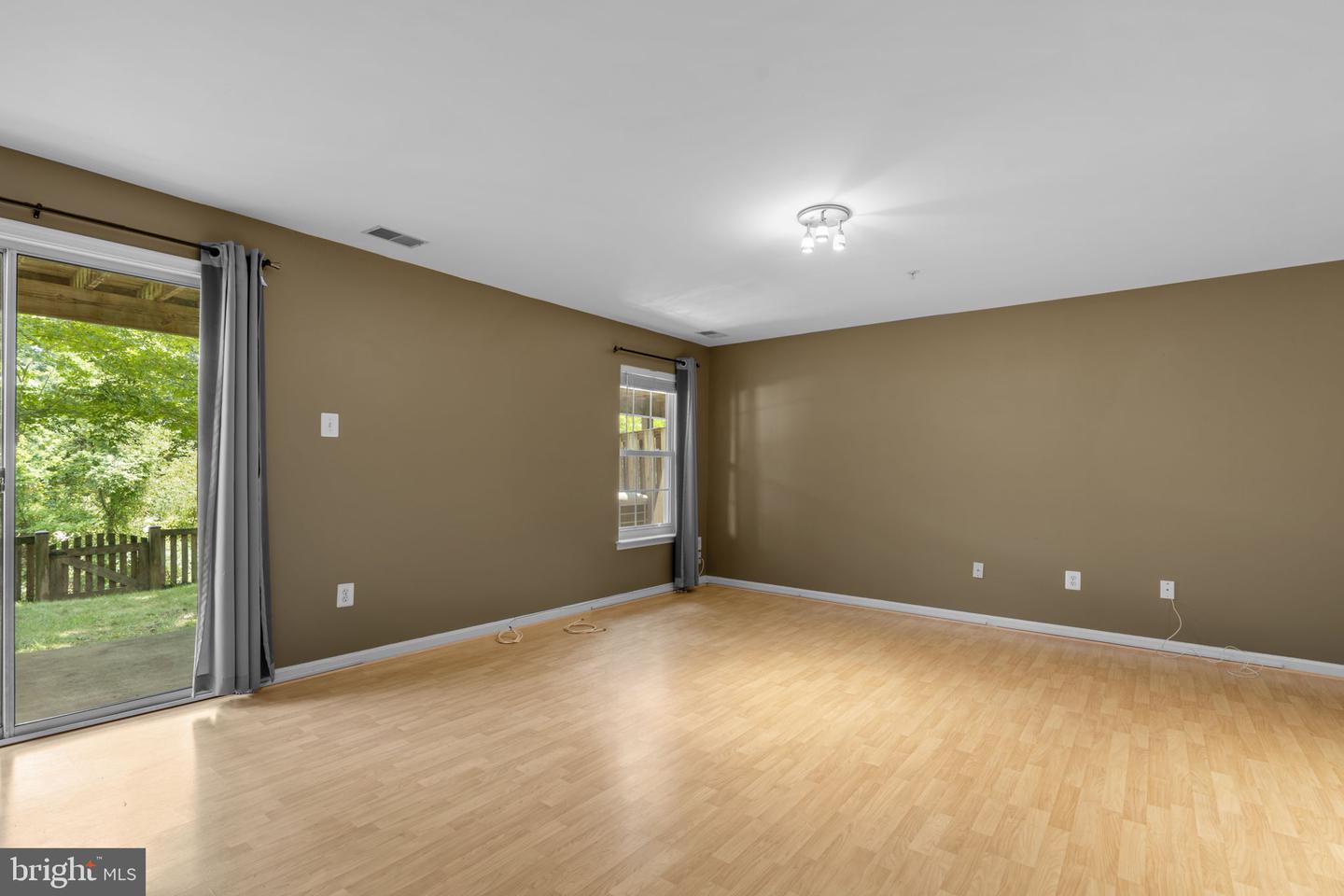 6337 Arbor Way Property Photo 33