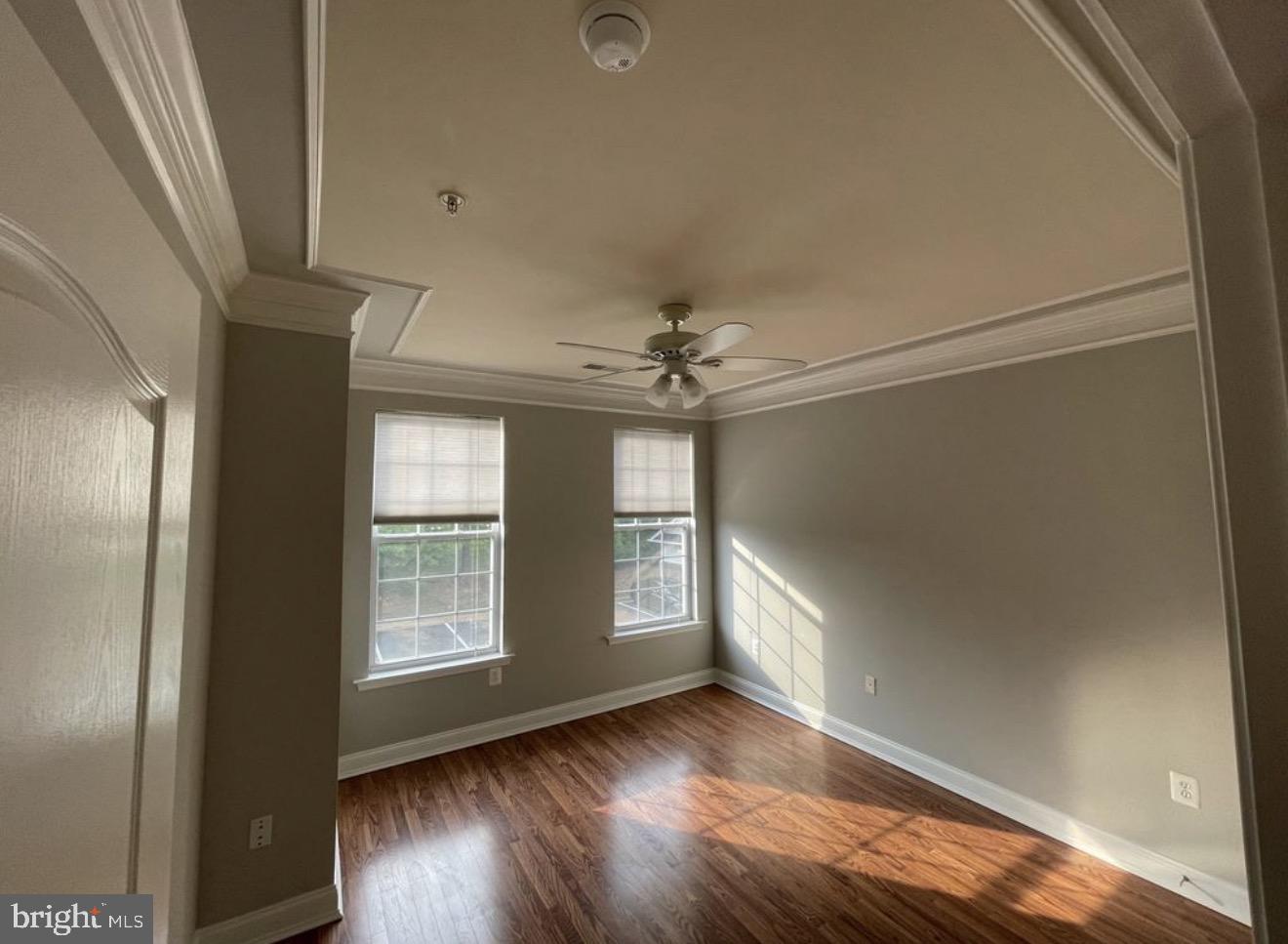 5801 Clipper Ln #205 Property Photo 8