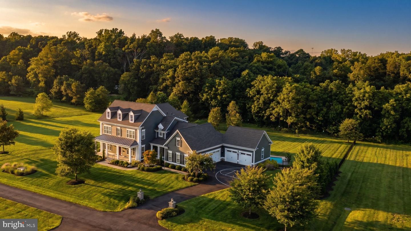 12415 All Daughters Ln Property Photo 1