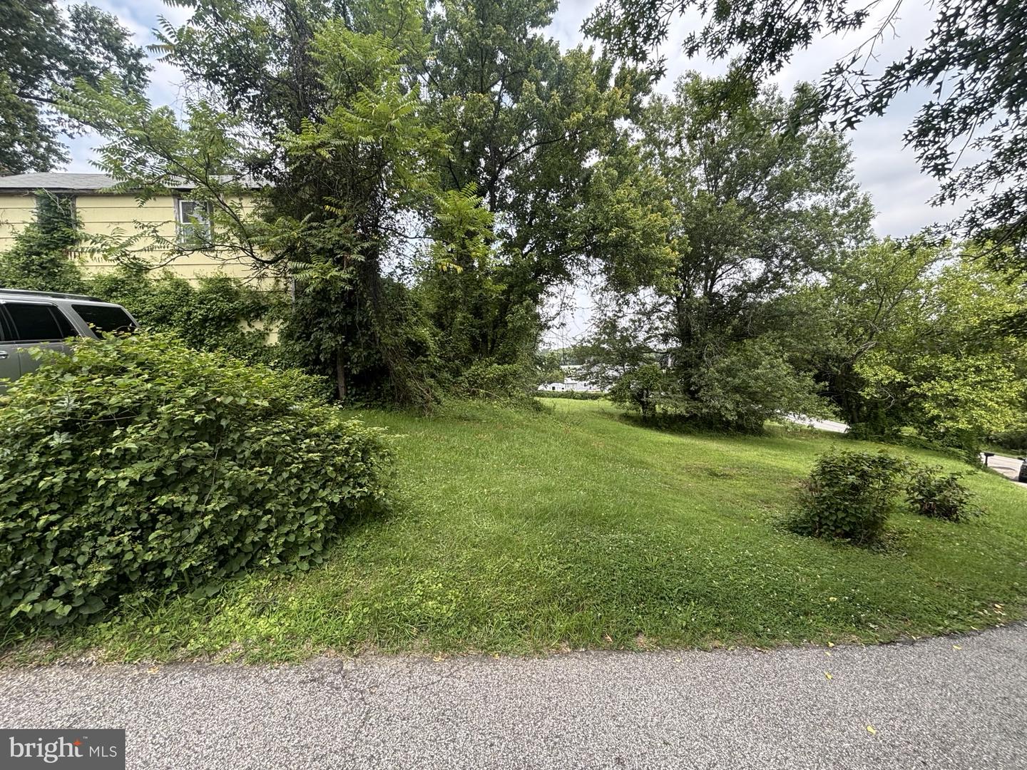 5808 RACE RD