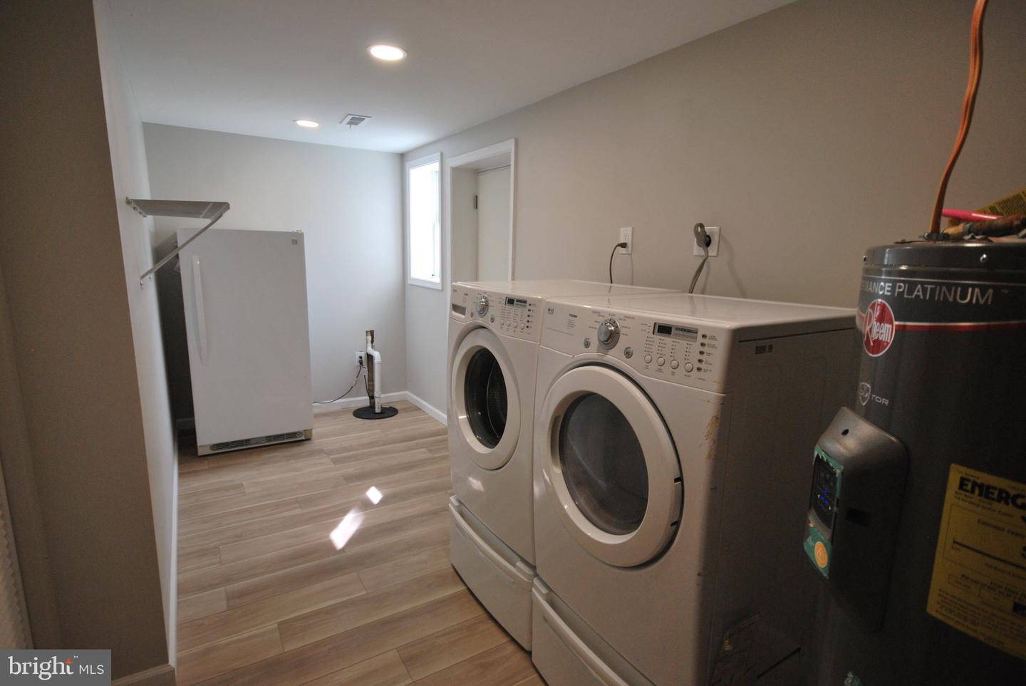 8034 Andiron Ln Property Photo 13